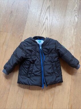Buckle Me Car Seat Baby Coat Size 12 Months Zipper Boys Unisex Black Safety